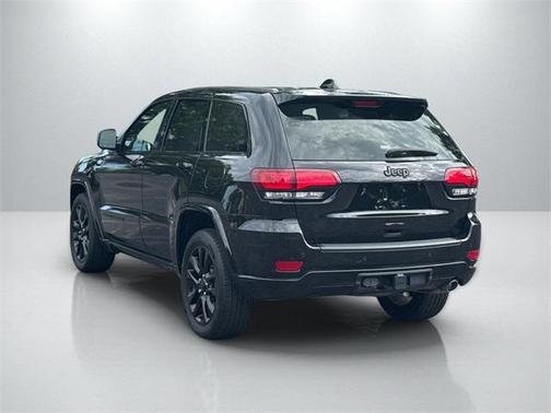 2021 Jeep Grand Cherokee Laredo