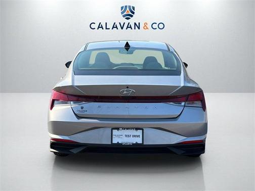 Shimmering Silver Pearl 2021 Hyundai ELANTRA SE