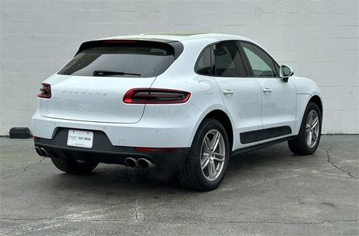 2016 Porsche Macan S