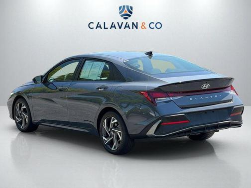 Ecotronic Gray 2025 Hyundai ELANTRA Sport