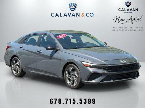 Ecotronic Gray 2025 Hyundai ELANTRA Sport