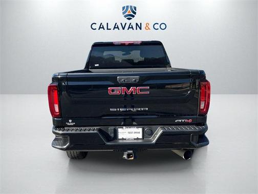 2023 GMC Sierra 2500 AT4