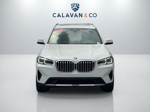 Mineral White Metallic 2022 BMW X3 sDrive30i