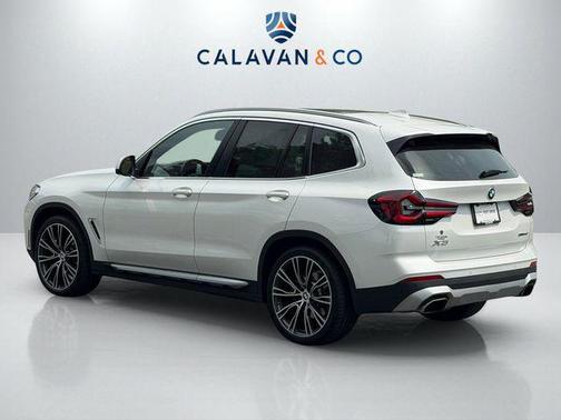 Mineral White Metallic 2022 BMW X3 sDrive30i