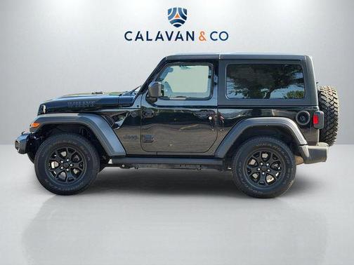 Black Clearcoat 2022 Jeep Wrangler Willys