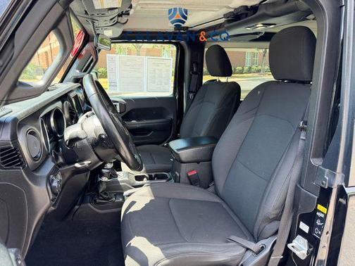 Black Clearcoat 2022 Jeep Wrangler Willys