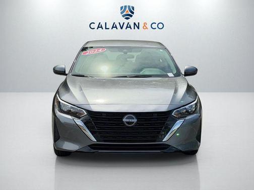 Gun Metallic 2024 Nissan Sentra SV