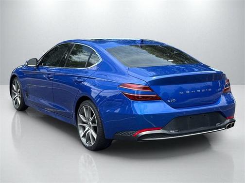 2022 Genesis G70 2.0T RWD