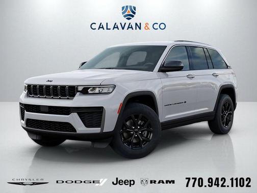 Bright White Clearcoat 2026 Jeep Grand Cherokee Altitude