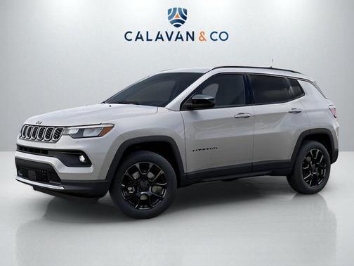 Silver Zynith Metallic Clearcoat 2026 Jeep Compass Latitude