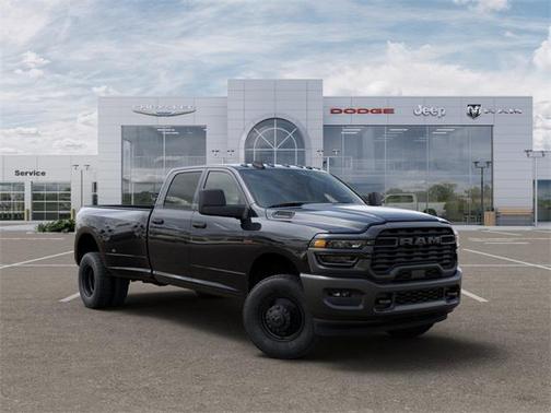 2026 RAM 3500 Tradesman Crew Cab 4x4 8' Box