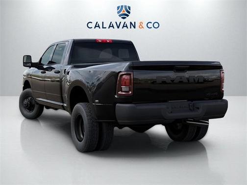 2026 RAM 3500 Tradesman Crew Cab 4x4 8' Box