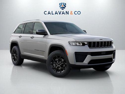 Silver Zynith 2026 Jeep Grand Cherokee Altitude