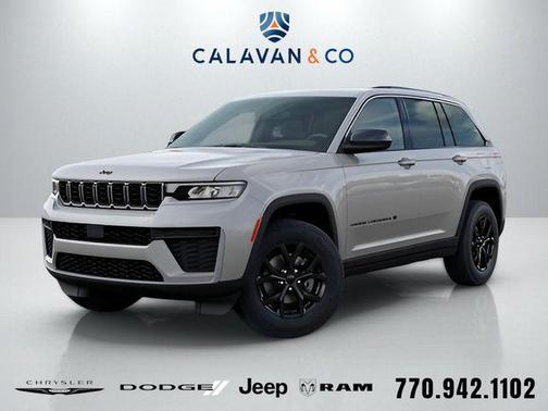 Silver Zynith 2026 Jeep Grand Cherokee Altitude