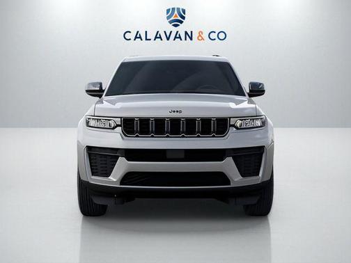 Silver Zynith 2026 Jeep Grand Cherokee Altitude