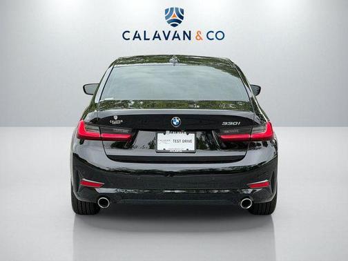 Jet Black 2022 BMW 330 330i