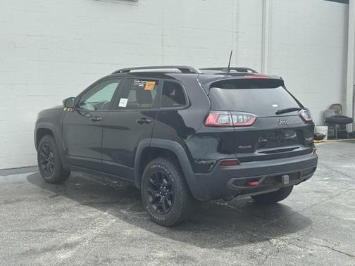 2020 Jeep Cherokee Trailhawk
