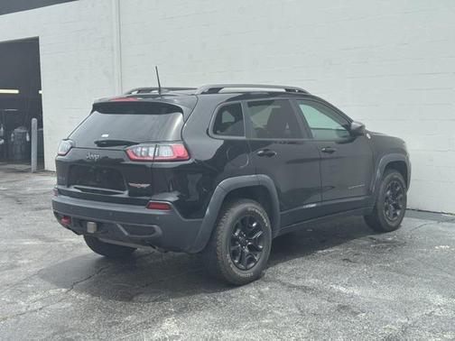 2020 Jeep Cherokee Trailhawk