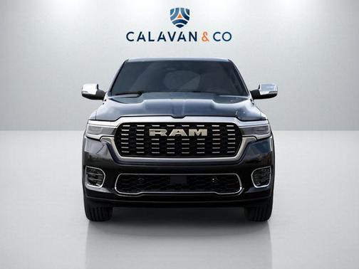 Diamond Black Crystal Pearlcoat 2026 RAM 1500 ST