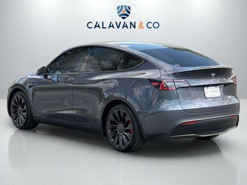 2022 Tesla Model Y Performance Dual Motor All-Wheel Drive