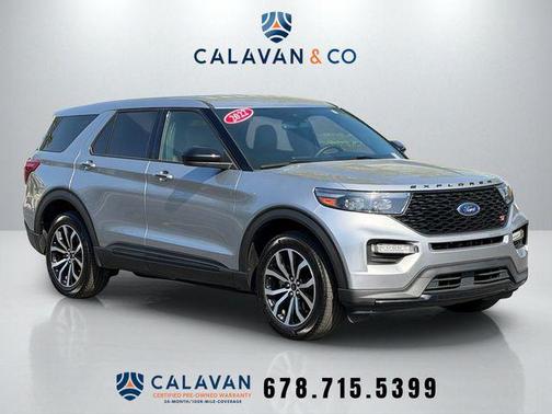 Silver Metallic 2022 Ford Explorer ST