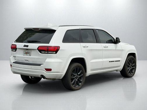 2022 Jeep Grand Cherokee Laredo