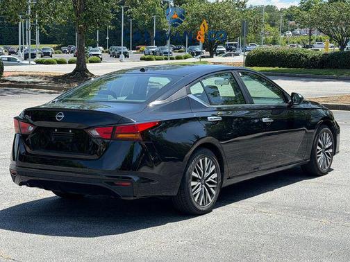Super Black Clearcoat 2025 Nissan Altima 2.5 SV