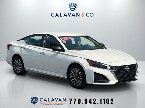 Glacier White 2025 Nissan Altima 2.5 SV