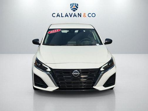 Glacier White 2025 Nissan Altima 2.5 SV