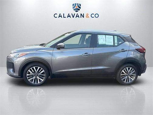 2022 Nissan Kicks SV