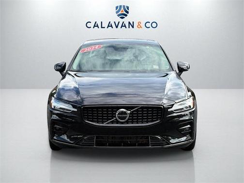 2024 Volvo S60 B5 Core Dark Theme