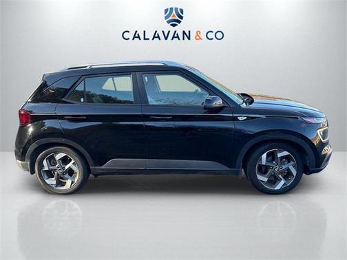 2020 Hyundai VENUE SEL