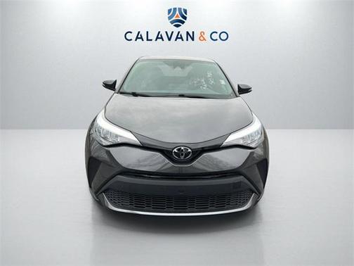 2022 Toyota C-HR XLE