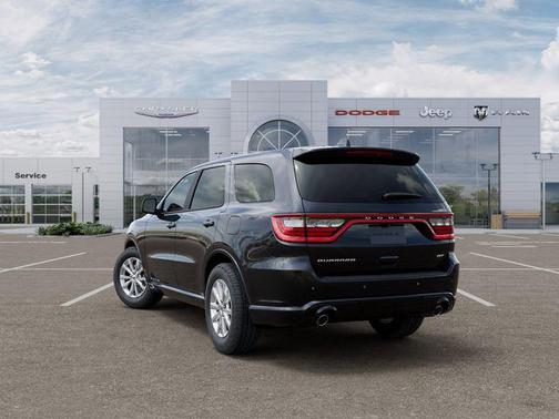 DB Black Crystal Clearcoat 2026 Dodge Durango GT RWD