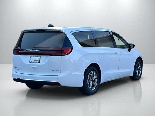 2024 Chrysler Pacifica Limited