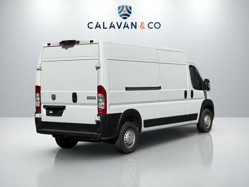 Bright White Clearcoat 2025 RAM ProMaster 2500 Tradesman
