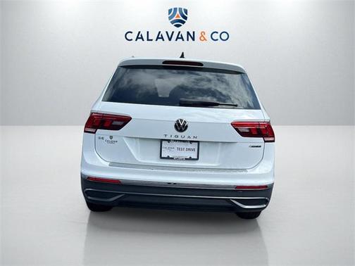 2022 Volkswagen Tiguan 2.0T SE 4MOTION