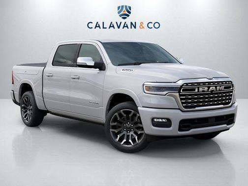 Ivory White Tri-Coat Pearlcoat 2026 RAM 1500 Longhorn