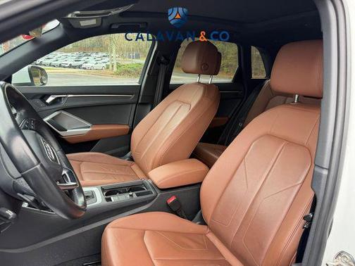 2022 Audi Q3 45 S line Premium