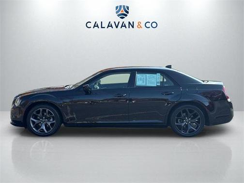 2022 Chrysler 300 Touring