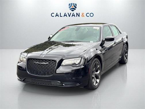 2022 Chrysler 300 Touring