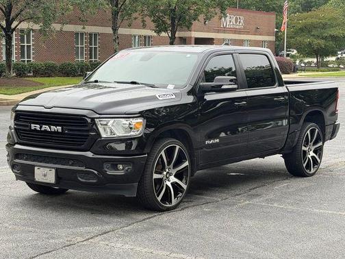 Diamond Black Crystal Pearlcoat 2019 RAM 1500 Big Horn