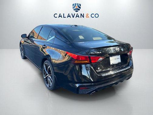 2023 Nissan Altima SR FWD