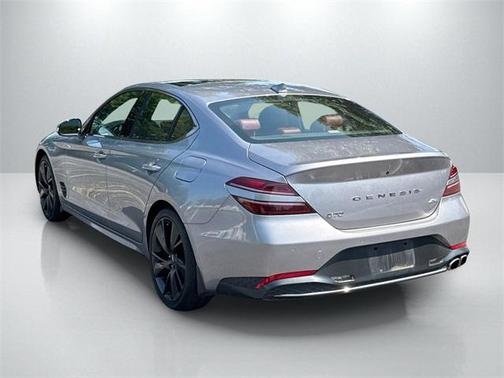 2023 Genesis G70 2.0T AWD