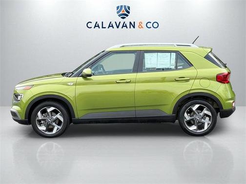 2024 Hyundai VENUE SEL