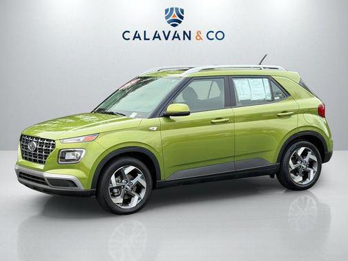 2024 Hyundai VENUE SEL