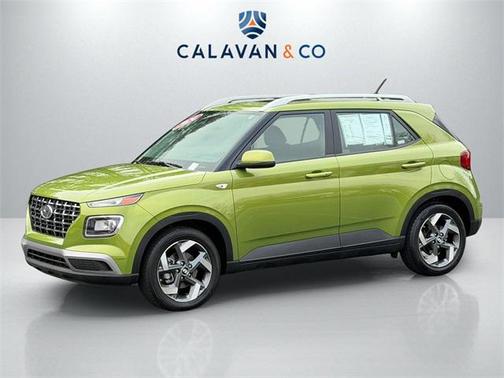 2024 Hyundai VENUE SEL