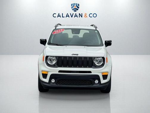 Alpine White Clearcoat 2023 Jeep Renegade Altitude