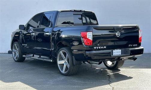 2021 Nissan Titan SV