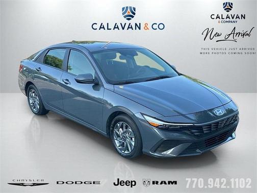 2024 Hyundai ELANTRA SEL